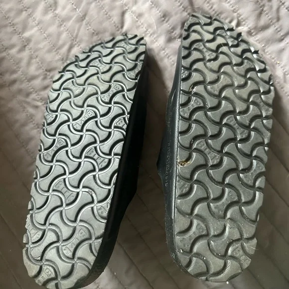 Birkenstock women’s Black EVA Arizona Two-Strap Sandals - Picture 3 of 3